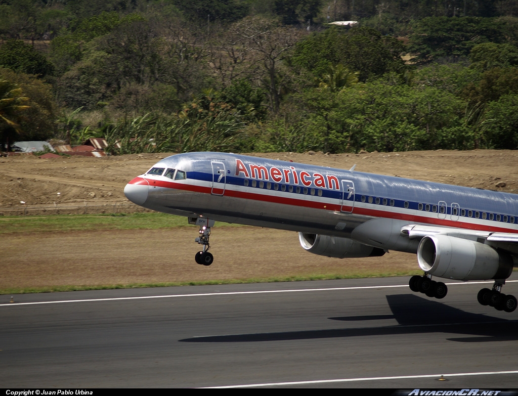 N158AA - Boeing 757-223 - American Airlines