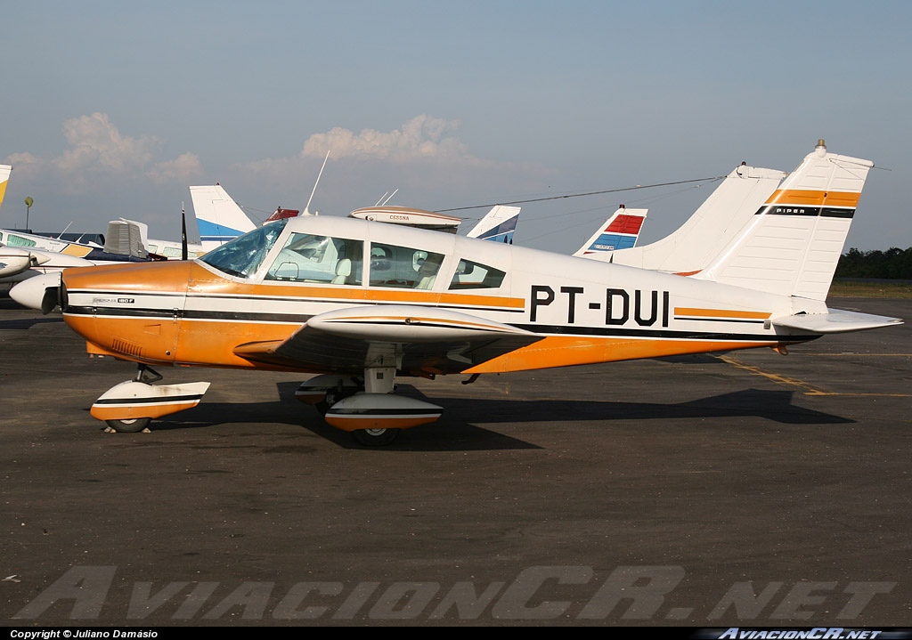 PT-DUI - Piper Cherokee 180F - Privado