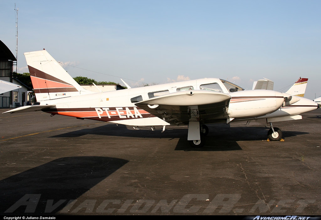 PT-EAA - Embraer 810 Seneca - Privado