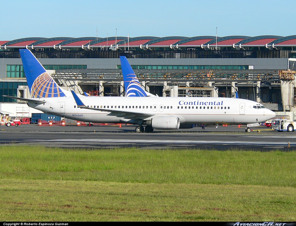 N76269 - Boeing 737-824 - Continental Airlines