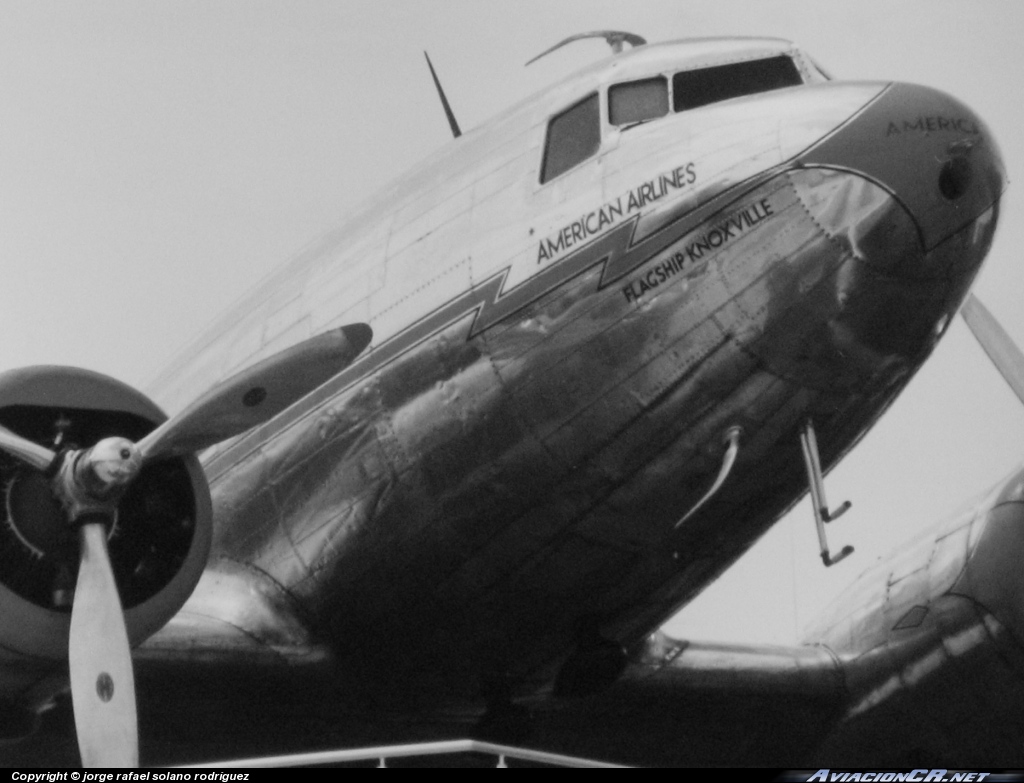 NC21798 - Douglas DC-3 - American Airlines
