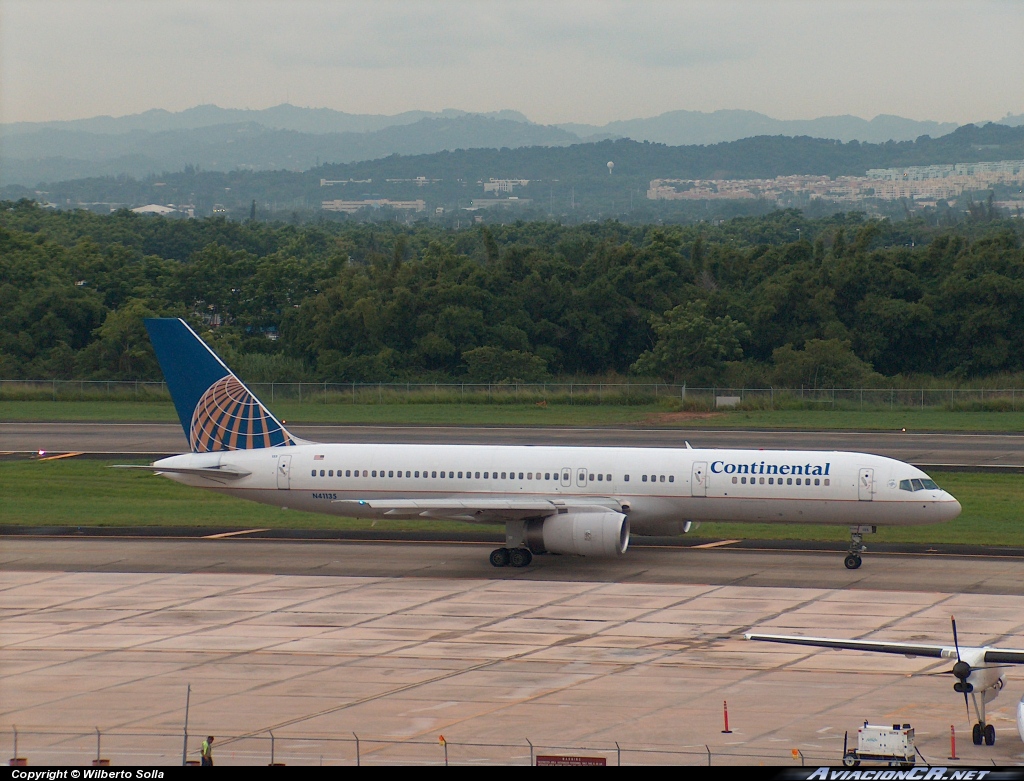 N41135 - Boeing 757-224 - Continental Airlines
