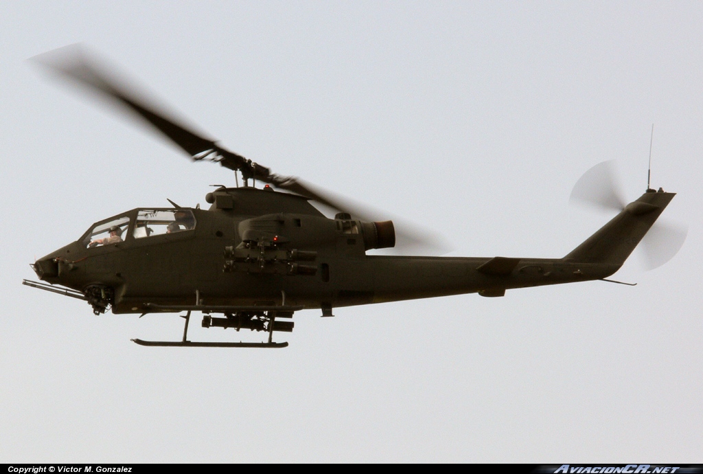 786-025 - BELL AH-1F COBRA (209) - USA - Armada / Army