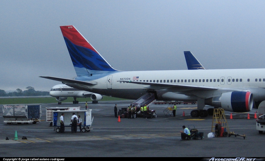 N670DN - Boeing 757-232 - Delta Air Lines