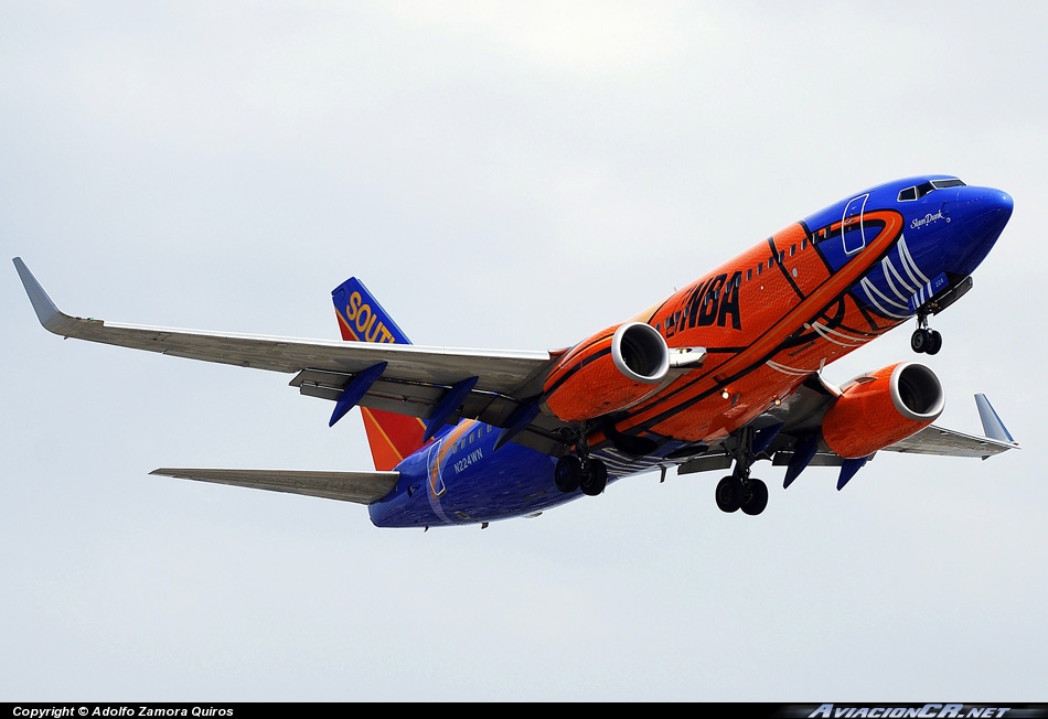 N224WN - Boeing 737-7H4 - Southwest Airlines