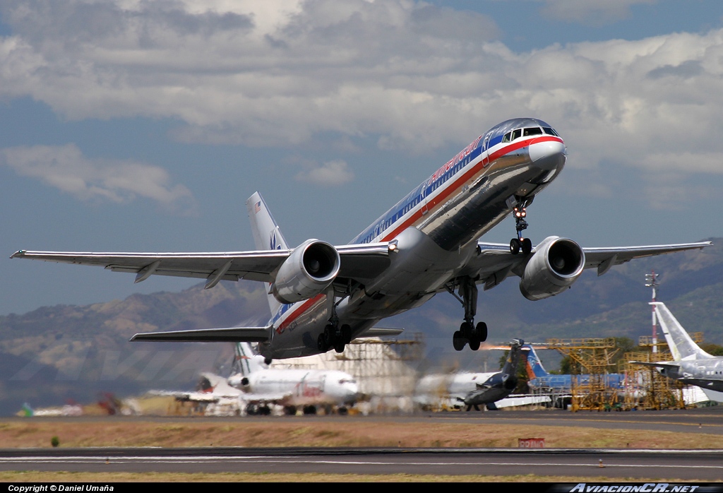 N183AN - Boeing 757-223 - American Airlines