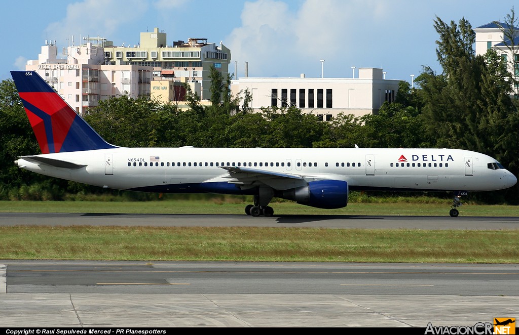 N654DL - Boeing 757-232 - Delta Airlines