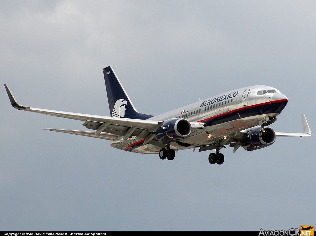 EI-DMY - Boeing 737-752 - Aeromexico