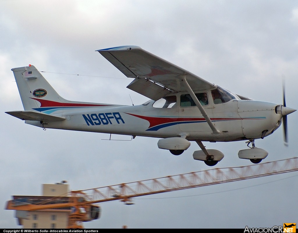 N98FR - Cessna 172 - Privado