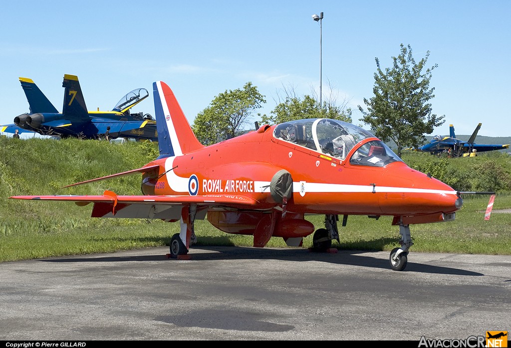XX266 - British Aerospace Hawk T.1 - Royal Air Force - Red Arrows
