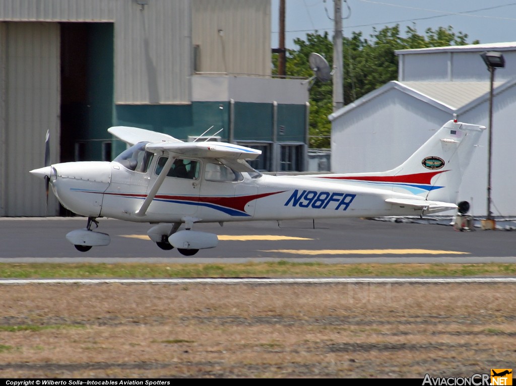N98FR - Cessna 172 - Privado
