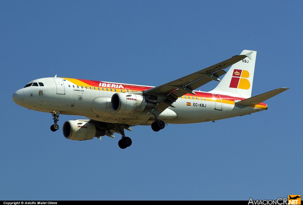 EC-KBJ - Airbus A319-111 - Iberia