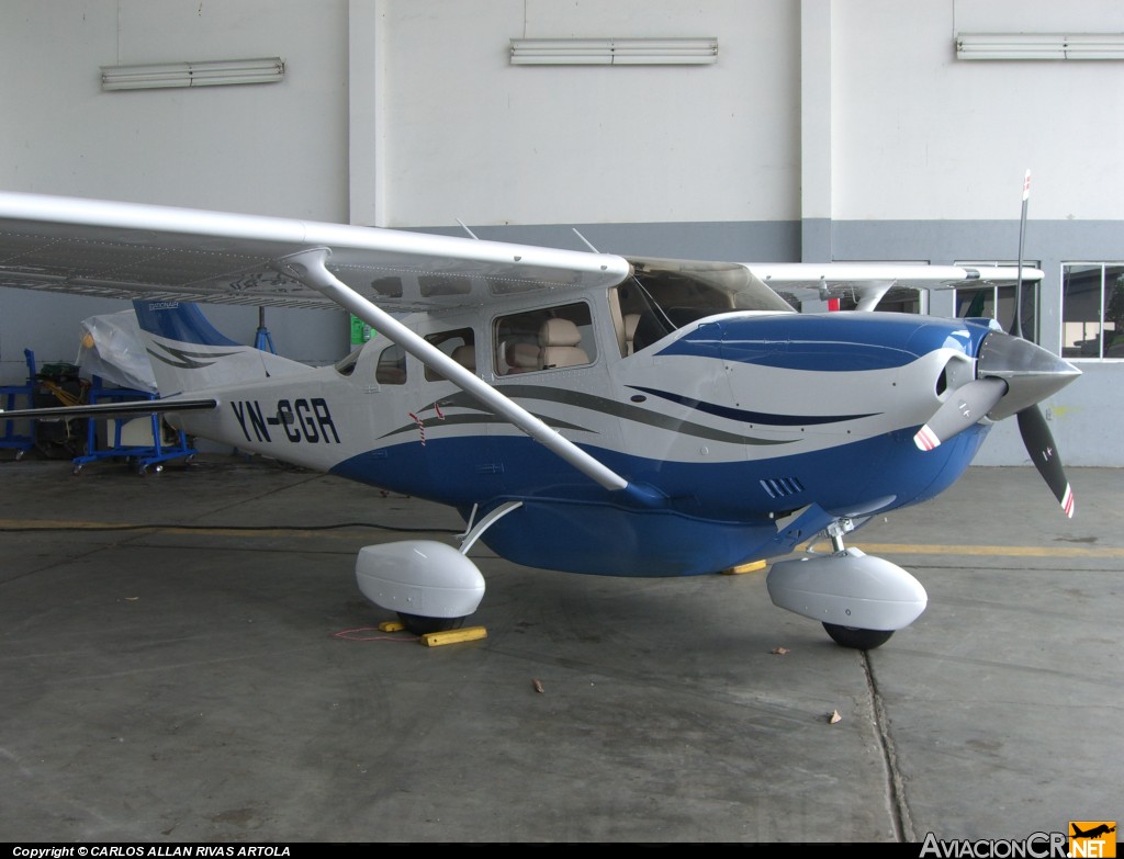 YN - CGR - Cessna 206 (Genérico) - Privado