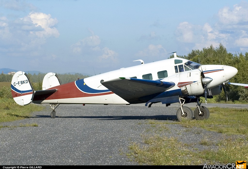 C-FBKD - Beechcraft E18S - Parachutime Nouvel Air Inc.