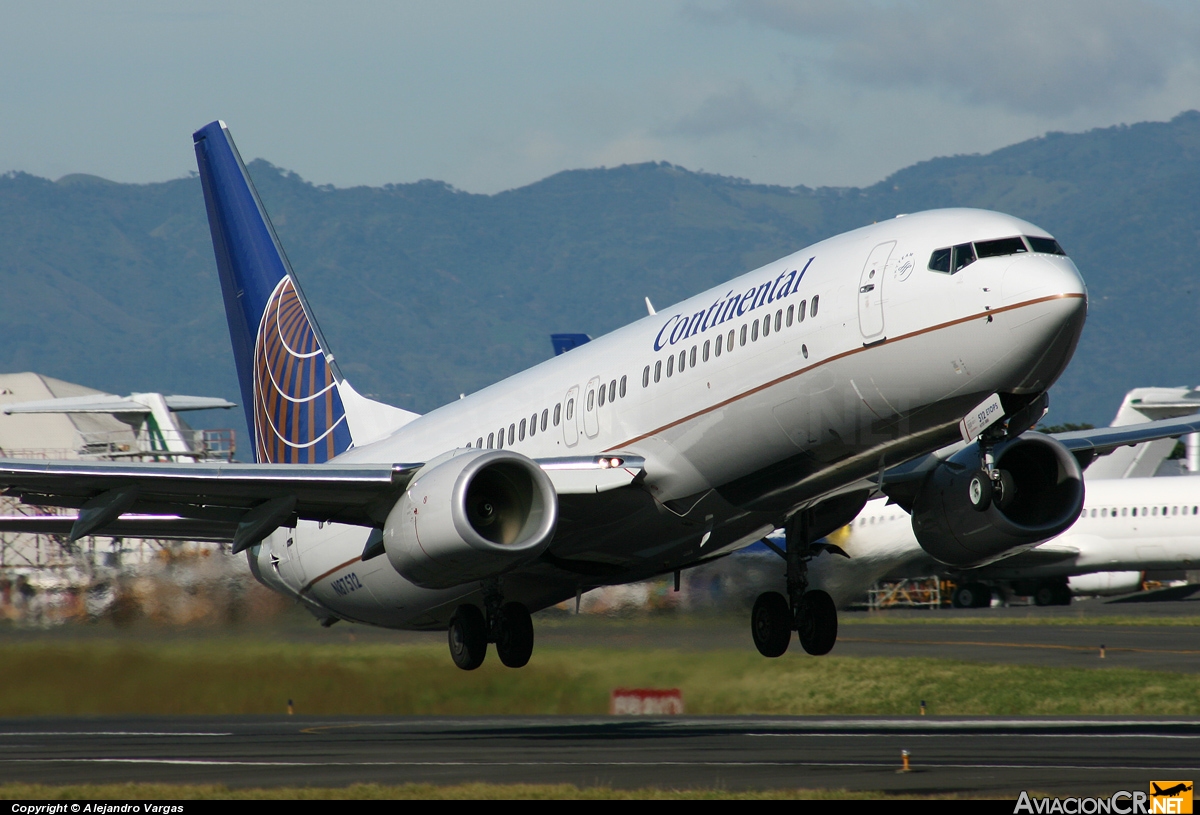 N87512 - Boeing 737-824 - Continental Airlines