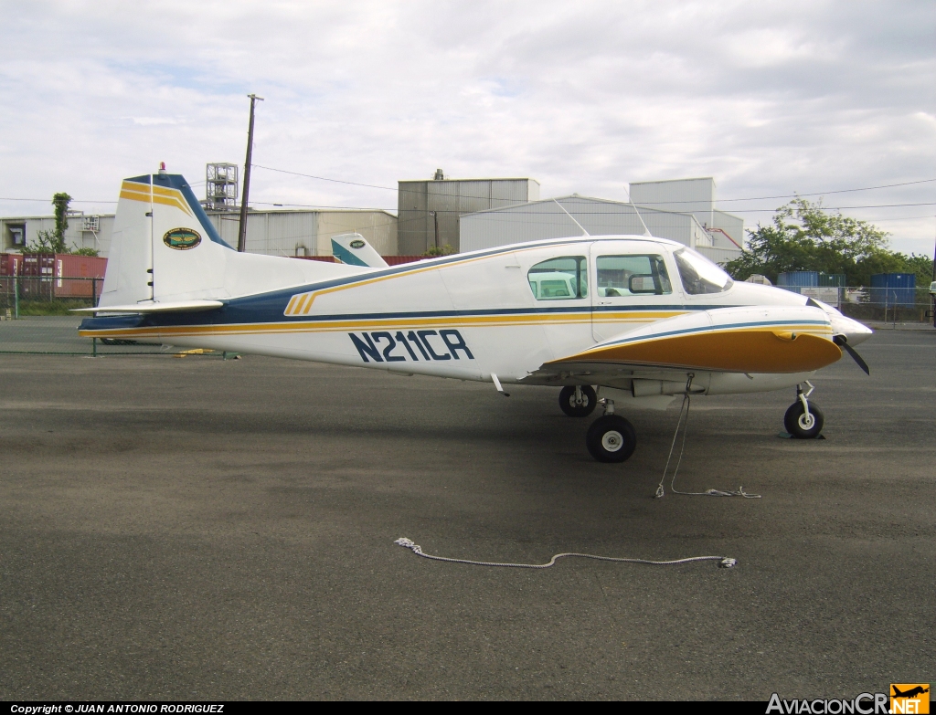 N211CR - Piper PA-23-160 Apache - Isla Grande Flying School