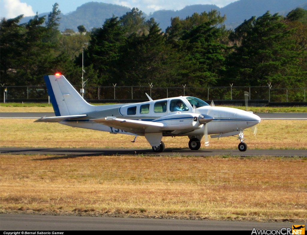 YS1026 - Beechcraft 58 Baron - Privado