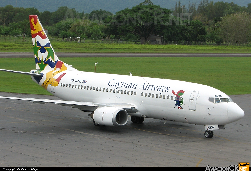 VP-CKW - Boeing 737-36E - Cayman Airways