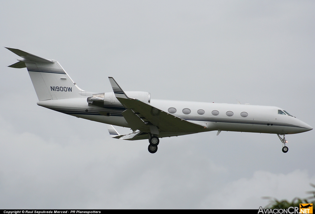 N1900W - Gulfstream Aerospace G-IV Gulfstream IV - Whirlpool Corp.