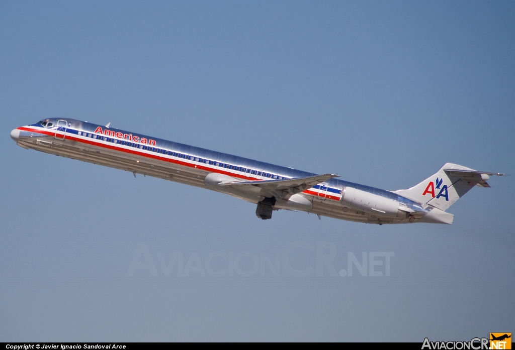  - McDonnell Douglas MD-83 (DC-9-83) - American Airlines