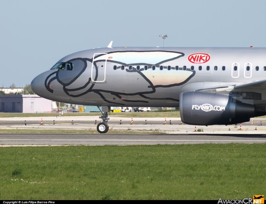 OE-LEB - Airbus A320-214 - NIKI