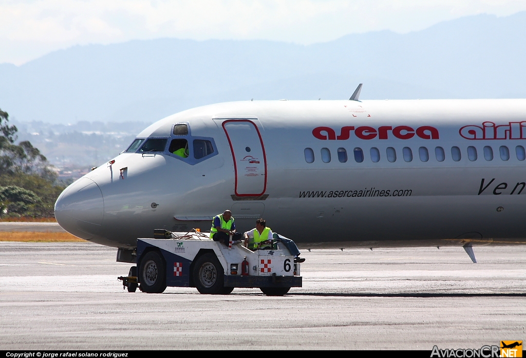  - McDonnell Douglas MD-82 (DC-9-82) - Aserca Airlines