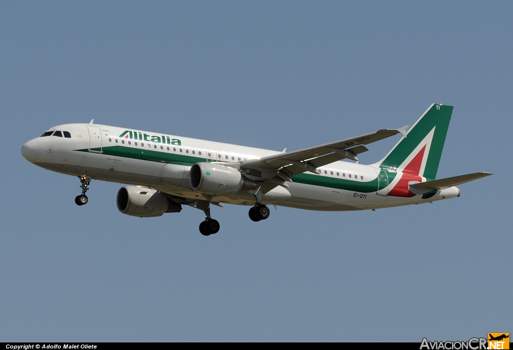 EI-DTI - Airbus A320-216 - Alitalia