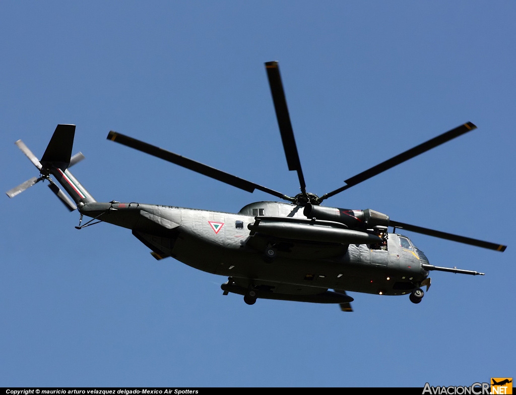 1584 - Sikorsky CH-53 Yasur 2000 (S-65C-3) - Fuerza Aerea Mexicana FAM