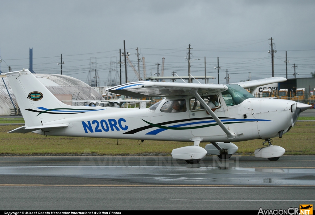 N20RC - Cessna 172 Skyhawk - Isla Grande Flying School