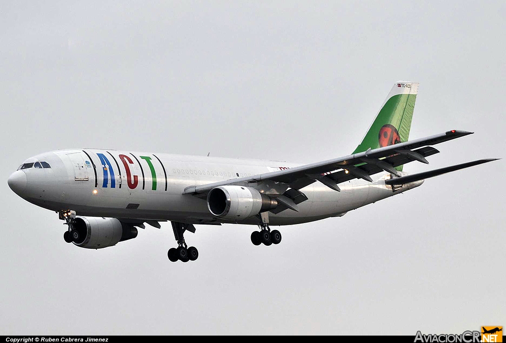 TC-ACD - Airbus A300B4-203(F) - ACT Airlines