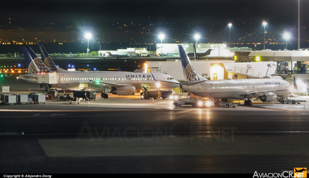 N439UA - Airbus A320-232 - United Airlines