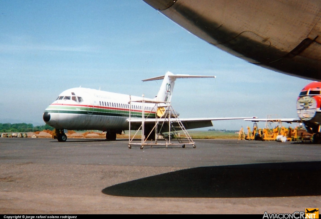 N31UA - McDonnell Douglas DC-9-15 - Aeroquetzal