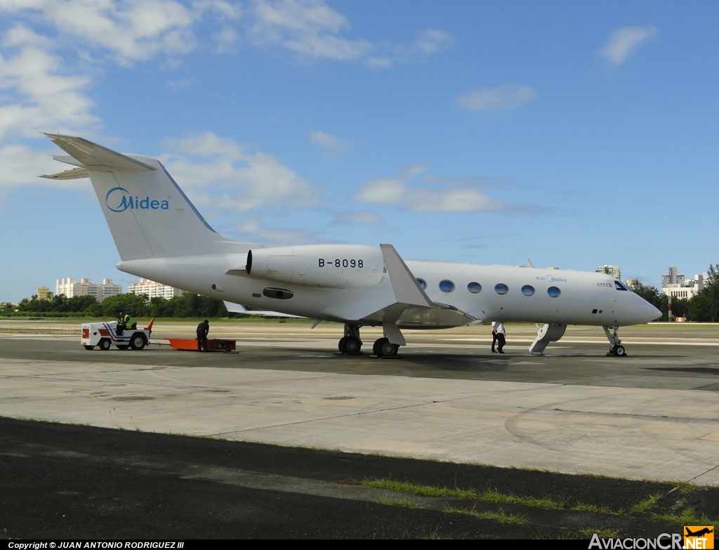 B-8098 - Gulfstream Aerospace G-IV-X Gulfstream G450 - Privado