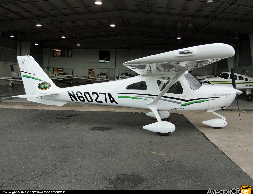 N6027A - Cessna 162 - Isla Grande Flying School