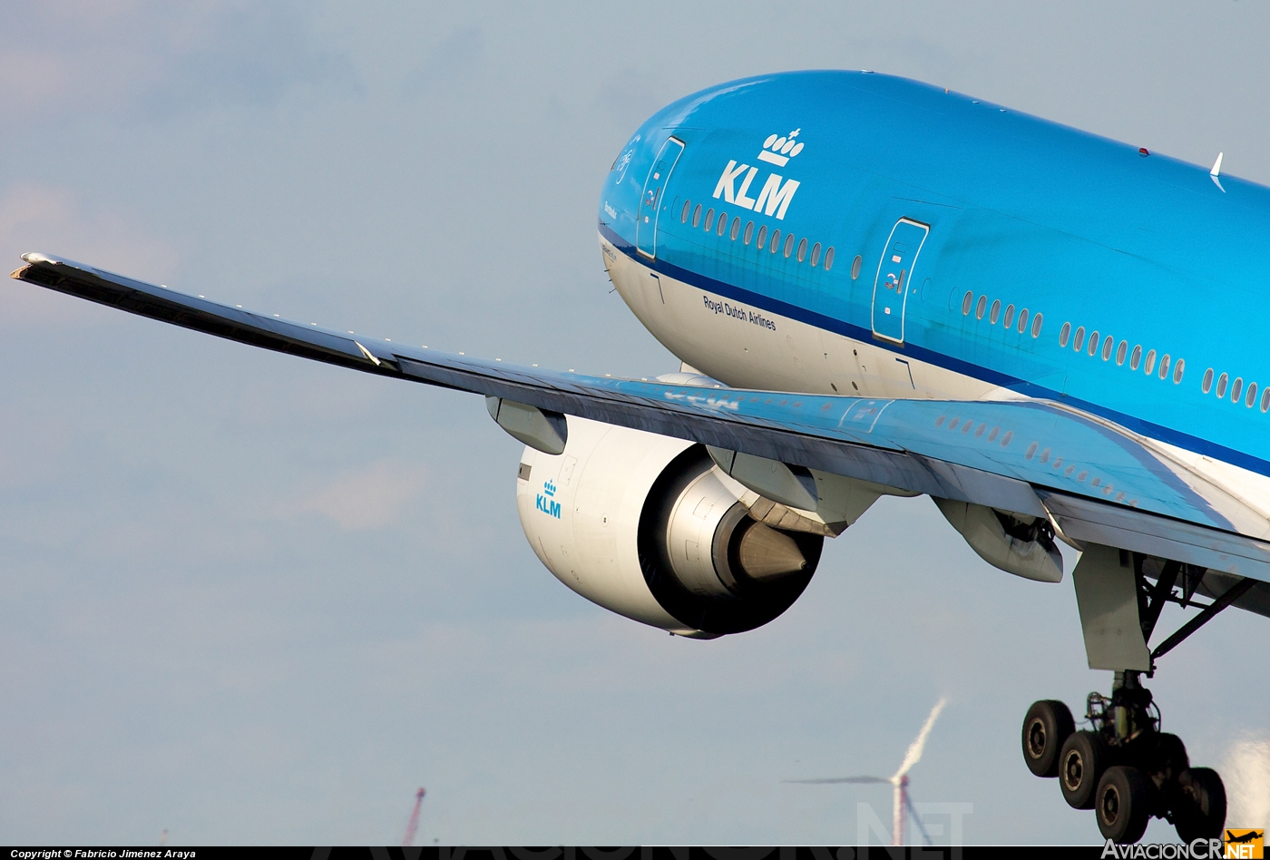 PH-BQB - Boeing 777-206/ER - KLM - Royal Dutch Airlines