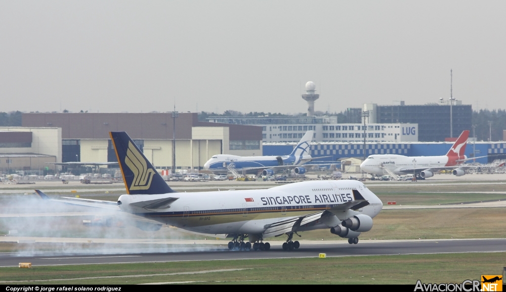 9V-SPQ - Boeing 747-412 - Singapore Airlines