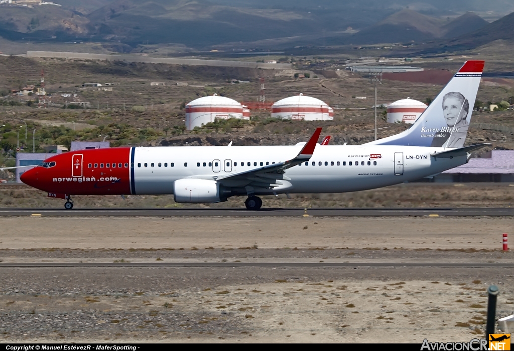 LN-DYN - Boeing 737-8JP - Norwegian Air Shuttle