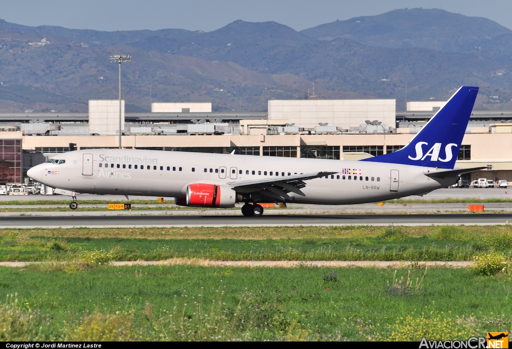 LN-RRW - Boeing 737-883 - Scandinavian Airlines - SAS