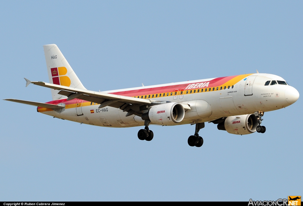 EC-HAG - Airbus A320-214 - Iberia