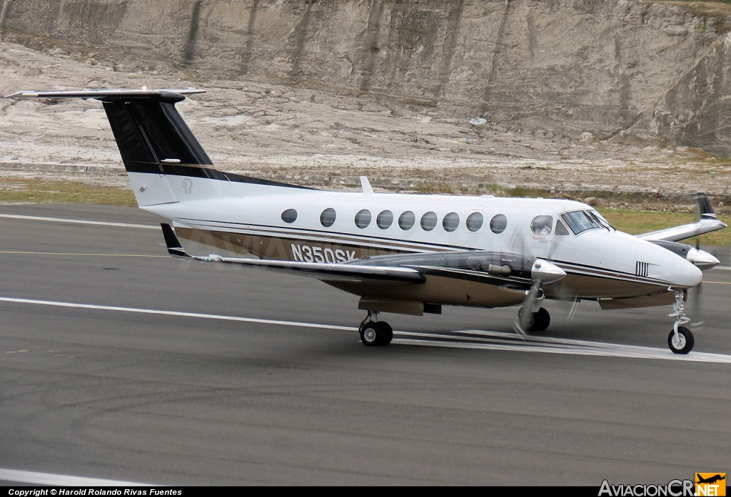 N350SK - Hawker Beechcraft 350 King Air (B300) - Privado