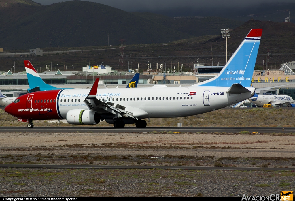 LN-NGE - Boeing 737-8JP - Norwegian Air Shuttle