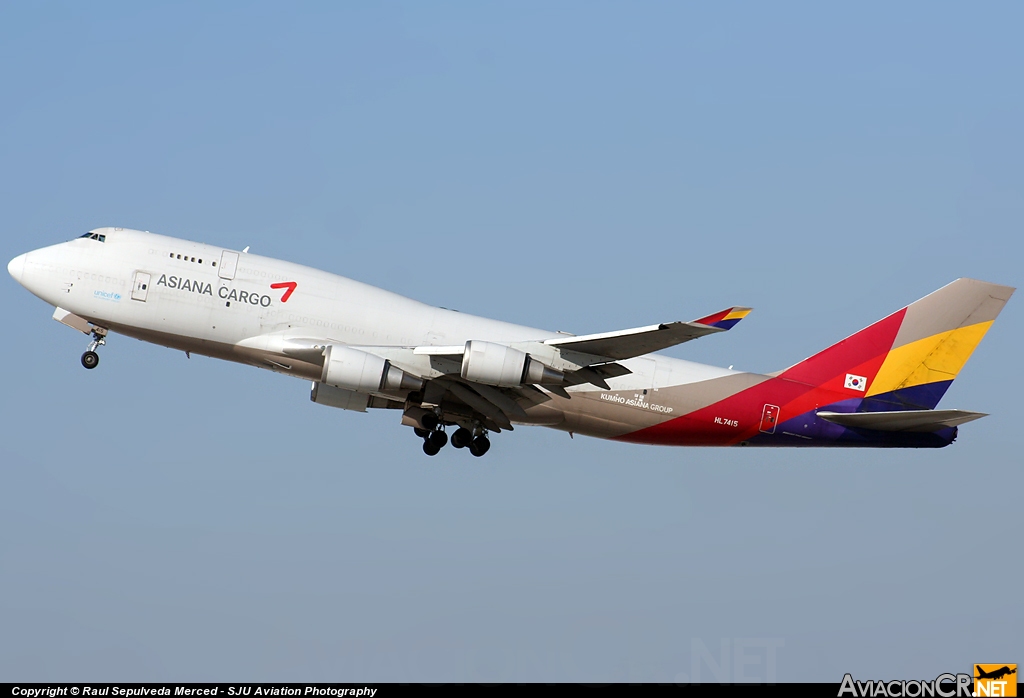 HL7415 - Boeing 747-48E(BCF) - Asiana Cargo