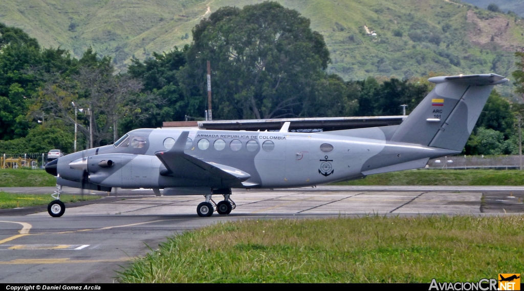 ARC-101 - Beechcraft Super King Air 350 (B300) - Colombia - Navy