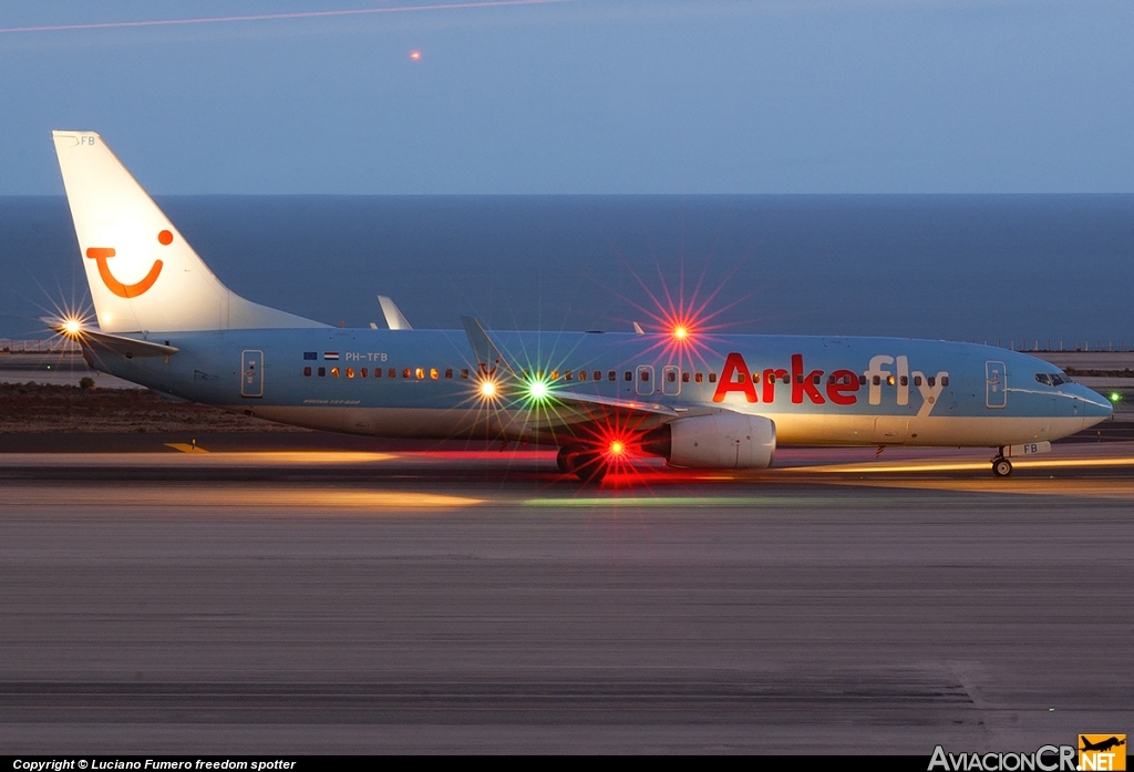 PH-TFB - Boeing 737-8K5 - ArkeFly
