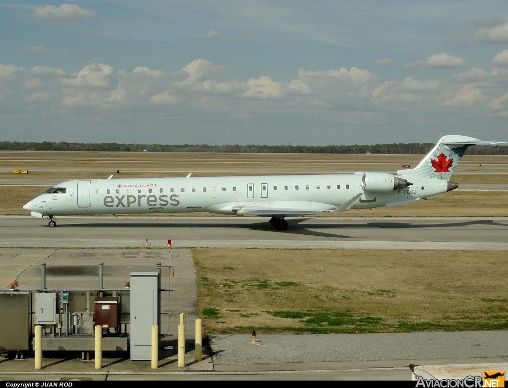 C-FDJZ - Canadair CL-600-2D15 Regional Jet CRJ-705 - Air Canada Express (Jazz Air)