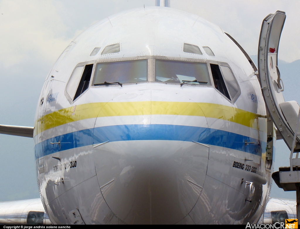 P4-TIE - Boeing 737-322 - Tiara airlines