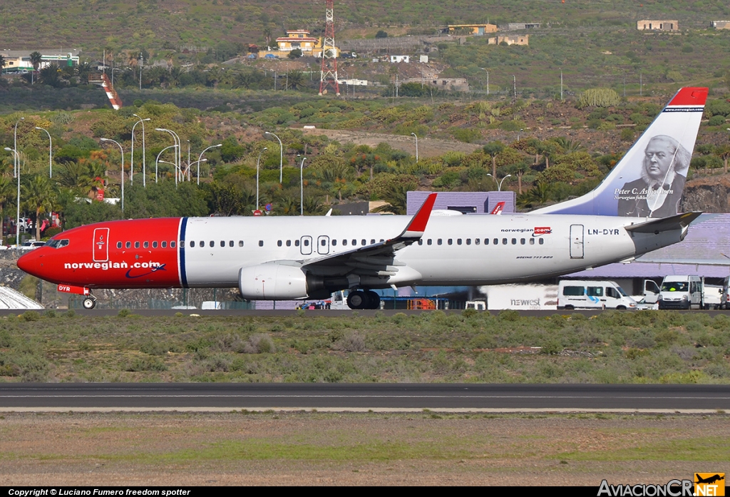 LN-DYR - Boeing 737-8JP - Norwegian Air Shuttle