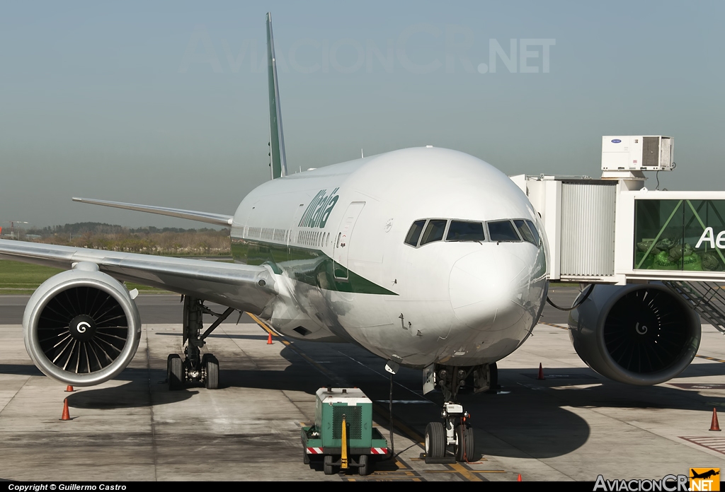 I-DISU - Boeing 777-243/ER - Alitalia