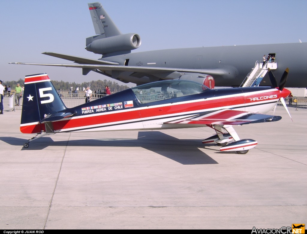 146 - Extra 300L - Fuerza Aerea de Chile