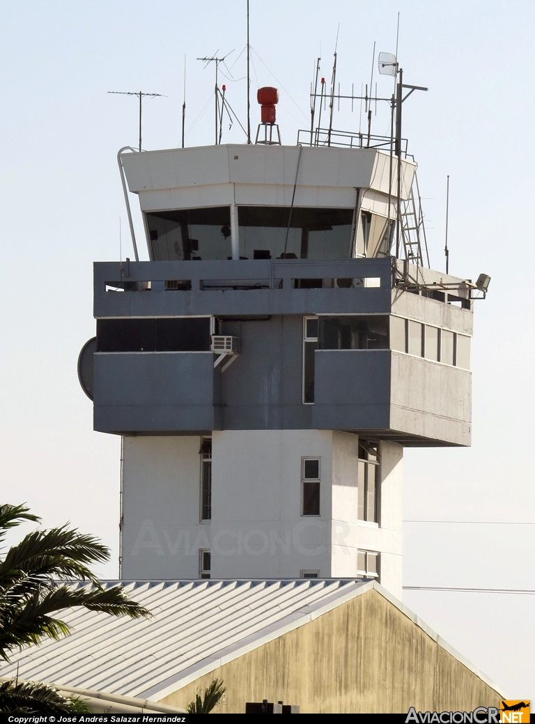 MRLB | Torre de Control | Torre de Control | AviacionCR.net